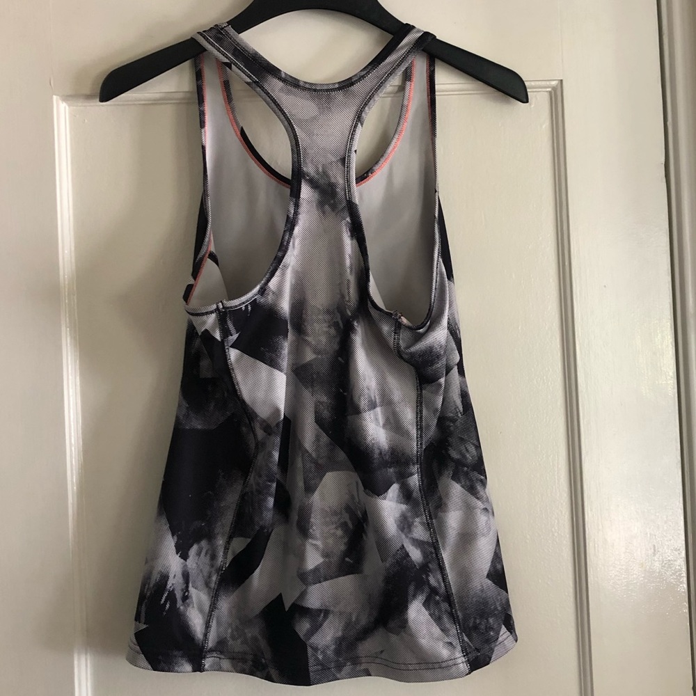 Fun Pattern Athletic Top - Picture 2 of 3